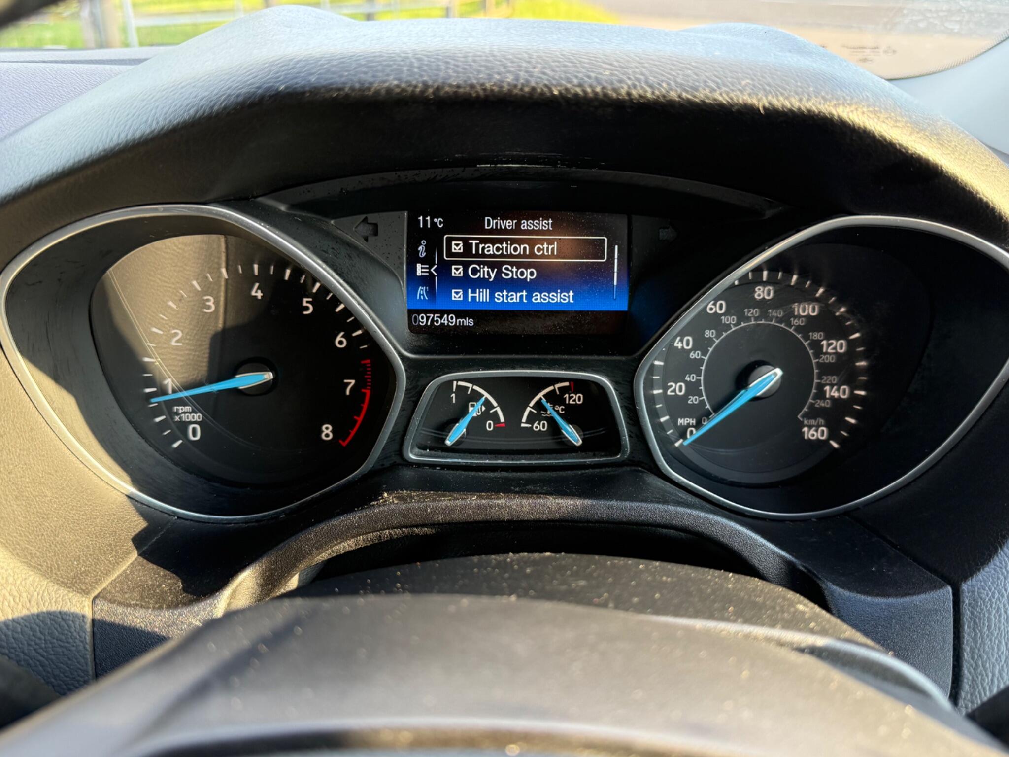 Ford Focus 1.5T EcoBoost Titanium X Euro 6 (s/s) 5dr — photo 117 of 126